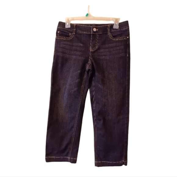 White house black market Blanc Jeans Capri size 2 - Picture 1 of 9
